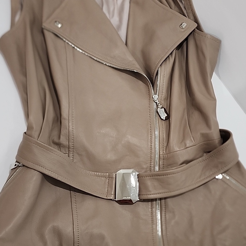 Escada Lamb Leather Vest (SZ 38) - Picture 8 of 16